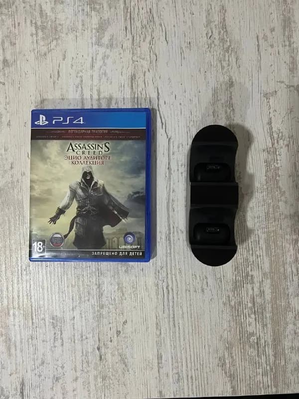 1. Беспроводная зарядка для джойстиков PS4 — 30 лари — Тбилиси — 30 ₾