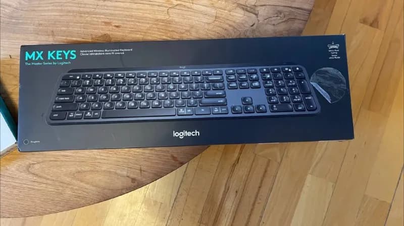 MX Keys — 250 лари — Тбилиси — 250 ₾