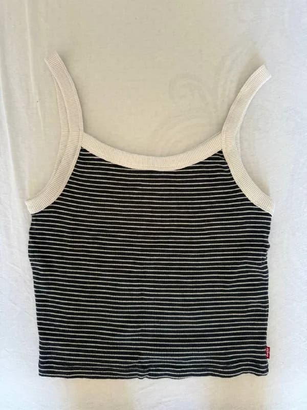 Levi’s — размер м — Батуми — 10 ₾