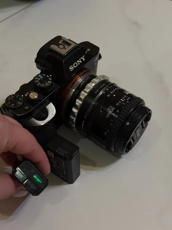 Sony a7 s объектив с переходником — Тбилиси — 1 000 ₾