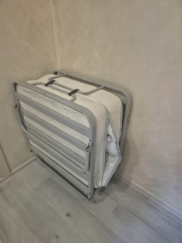 120л район Макдональдса — Батуми — 120 ₾