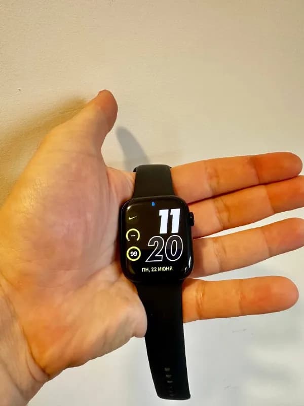 Apple Watch Series 7 — 45 mm — Батуми — 220 ₾