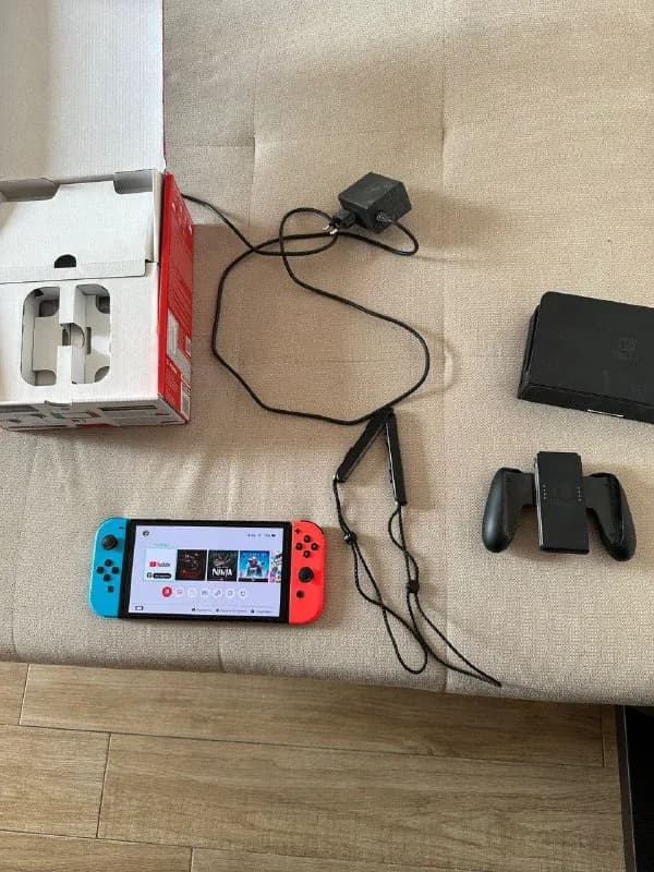 Nintendo Switch OLED 64GB + игры — Тбилиси — 900 ₾