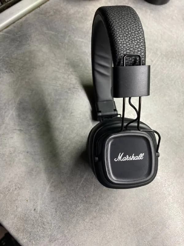 Marshall, 200 лари. всё в одни руки, состояние идеальное — Тбилиси — 200 ₾