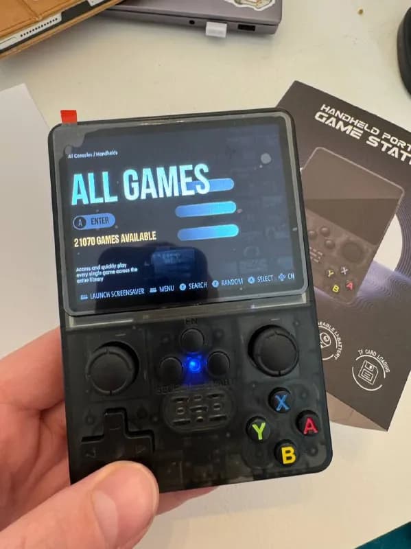 Портативная игровая консоль для ретро-игр R35S — Тбилиси — 180 ₾