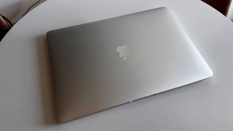 Macbook Pro 13-inch, 2020, Silver — Батуми — 700 ₾