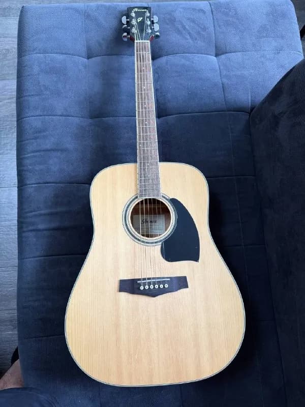 Акустическая гитара Ibanez — Батуми — 400 ₾