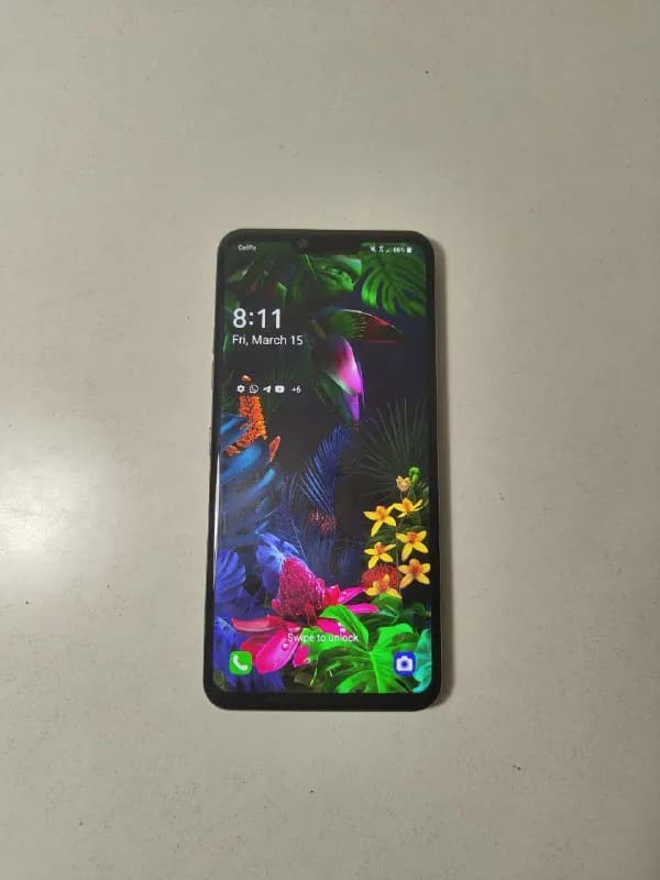 1)Google pixel 5 8/128, состояние хорошее, есть мелкие царапины на экране. 370 лари — Тбилиси — 370 ₾