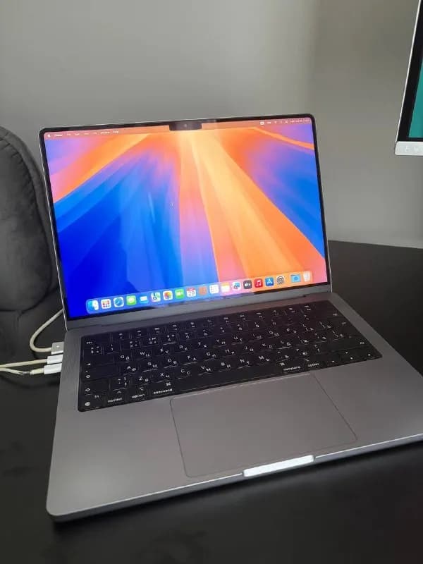 MacBook Pro M1 Pro — Батуми