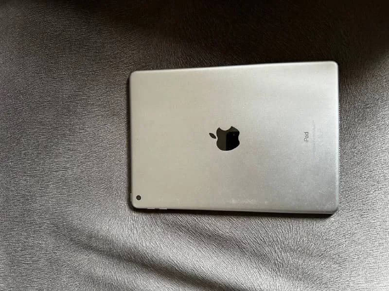 Ipad 5 в отличном состоянии — Тбилиси — 300 ₾