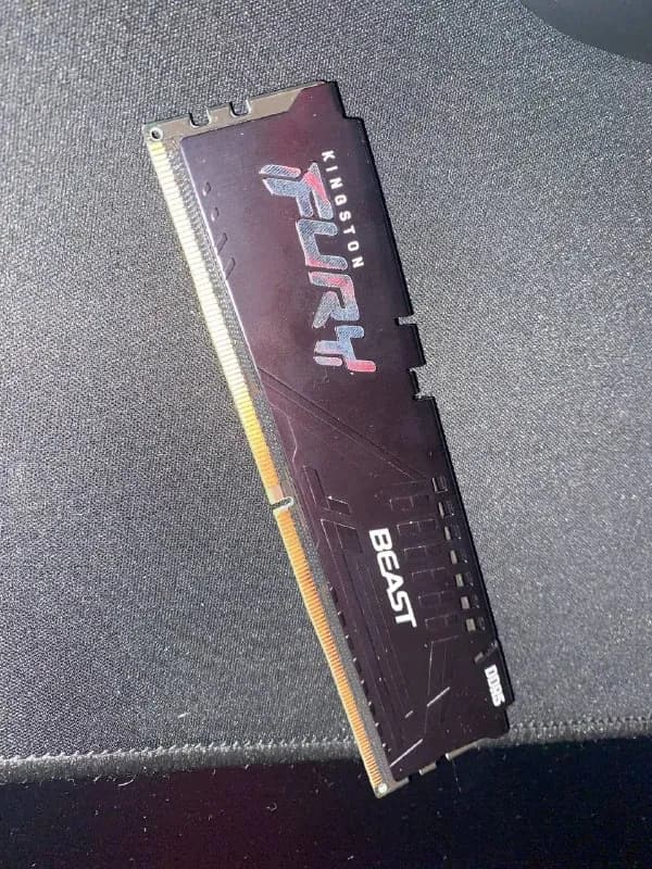 Kingston Fury Black DDR5 (KF548C38BB — 16) — Батуми — 400 ₾