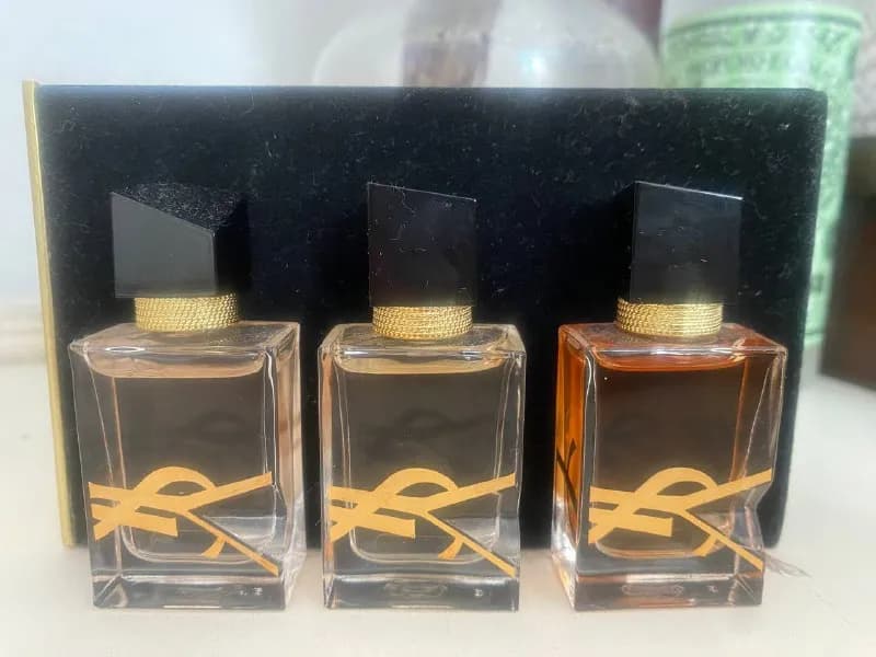 1. Миниатюры Yves Saint Laurent. Флаконы по 7,5 в разной концентрации — 50 лари за флакон — Тбилиси — 50 ₾
