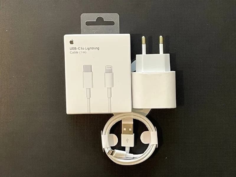 20w для iPhone — 40 лари — Тбилиси — 40 ₾