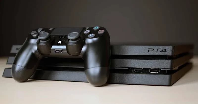 PlayStation 4 Pro в идеальном состоянии — Тбилиси — 700 ₾