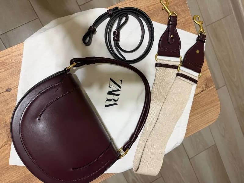 Zara новая, не носилась. Продаю по ненадобности. В комплекте пыльник. 3 сменных ремешка. — Батуми — 90 ₾