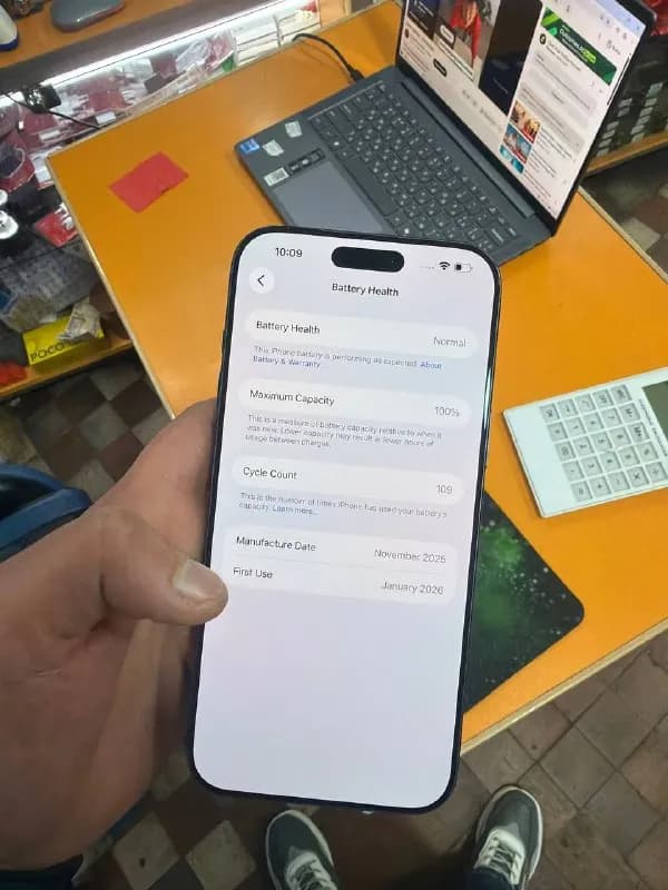 iPhone 17 Pro Max 256 ГБ. Версия с SIM-картой и коробкой. Цена 3800 GEL. — Батуми — 3 800 ₾