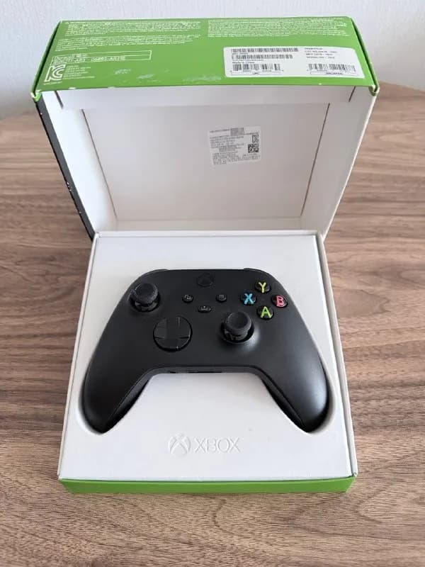 Контроллер Xbox черный — Батуми — 90 ₾