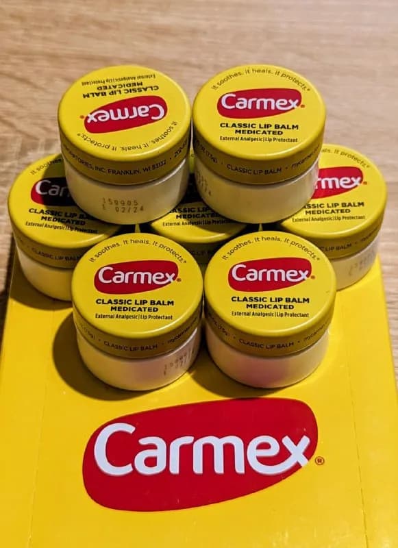 CARMEX- 2500 драм (0.25oz). — Ереван — 2,500 ֏