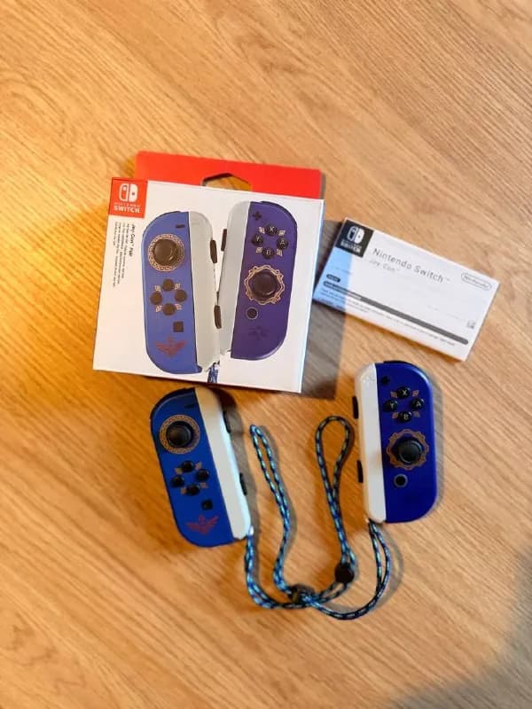 Limited Edition Legend Of Zelda Style Nintendo Switch Joy-Con L/R — Тбилиси — 120 ₾