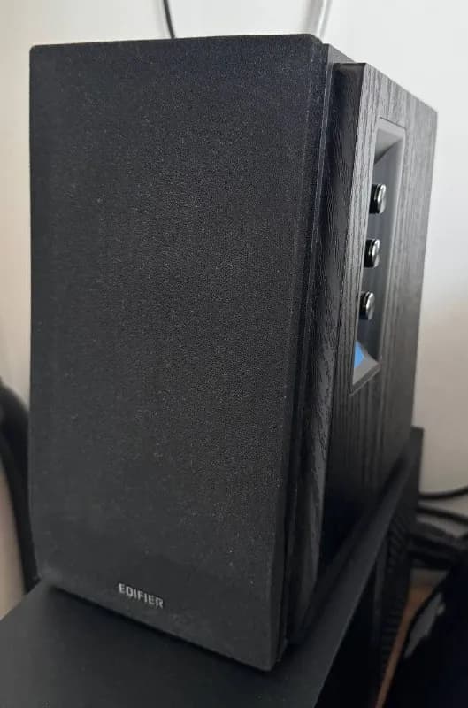 EDIFIER R1700BT (2 колонки). — Батуми — 5 ₾