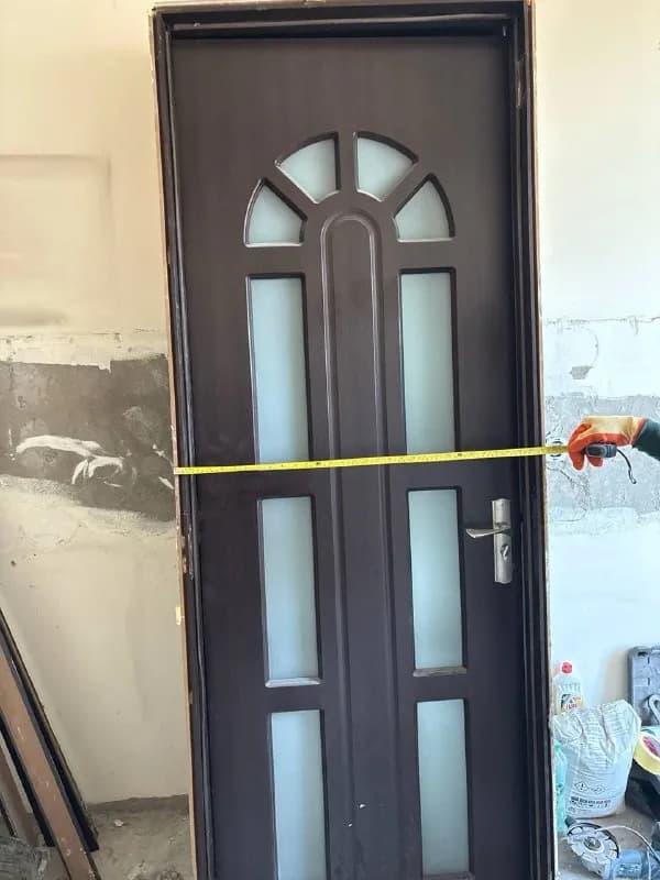 Дверь 80 см с наличниками — Батуми — 80 ₾