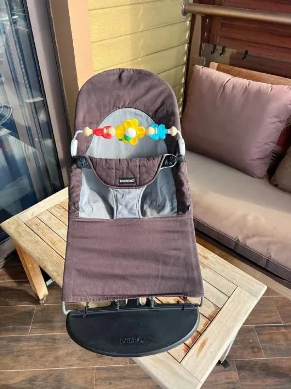 BabyBjorn в отличном состоянии. Выручал в первые и самые утомительные месяцы жизни малыша. Металл, п — Тбилиси — 100 ₾