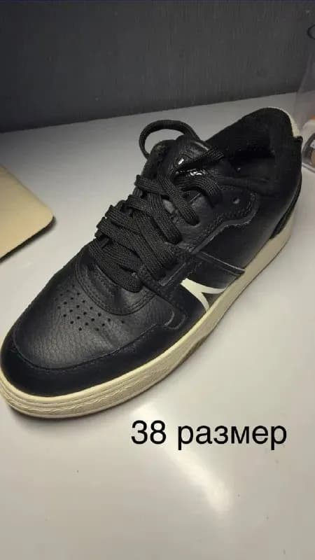 Lacoste 38 размер 50 лар — Батуми — 50 ₾