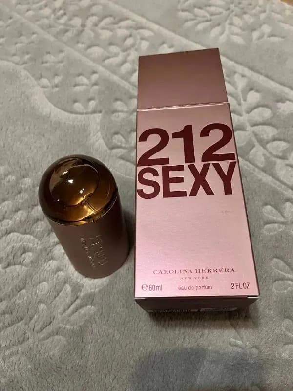 Carolina Herrera 212 Sexy 60 ml 110 лари (оригинал) — Тбилиси — 150 ₾