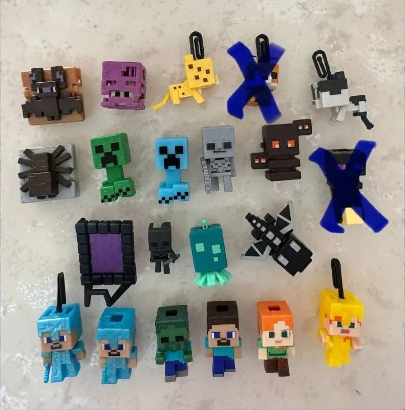 Фигурки из Kinder Joy Minecraft — Тбилиси — 5 ₾