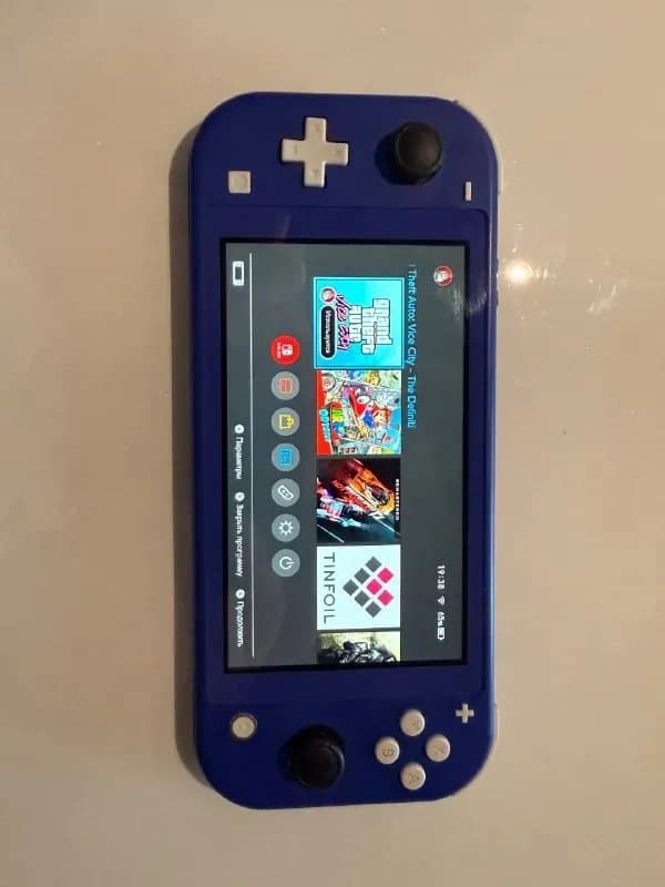 Nintendo Switch Lite (прошитый, без бана) — Тбилиси — 549 ₾