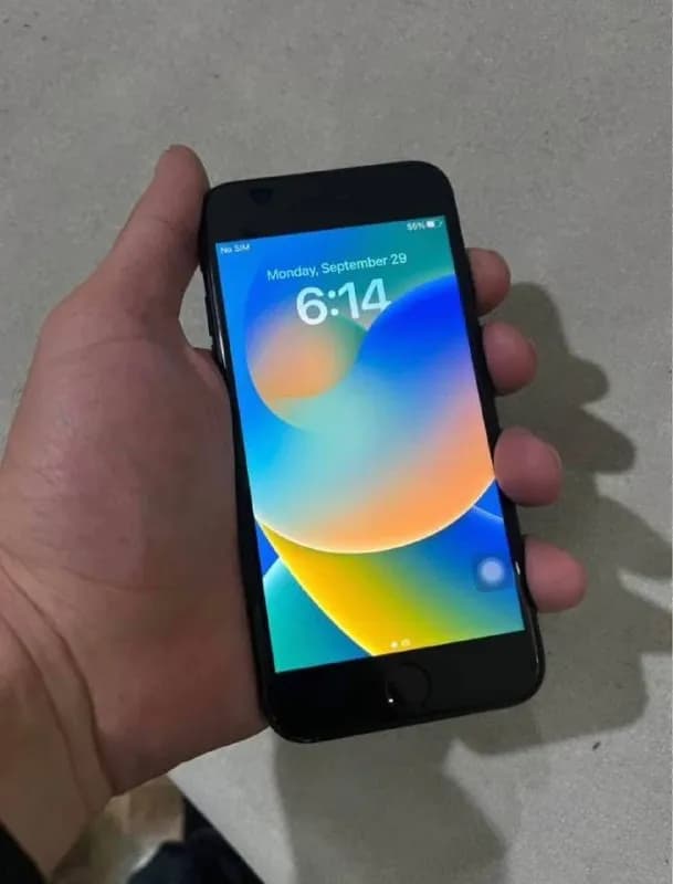 iphone se 2020 — Батуми — 230 ₾