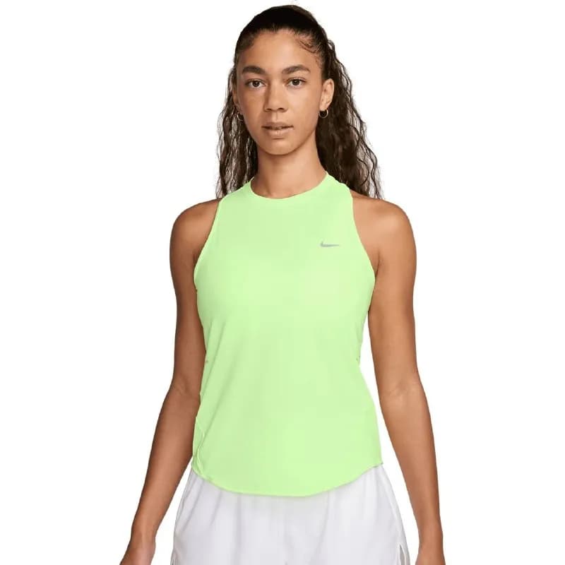 1. Новая майка Nike Swift Running top, цвет lime. Размер М (ближе к L). С бирками. Цена 90 лари. — Тбилиси — 90 ₾