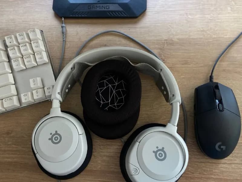 SteelSeries arctic nova 1p — Батуми — 80 ₾