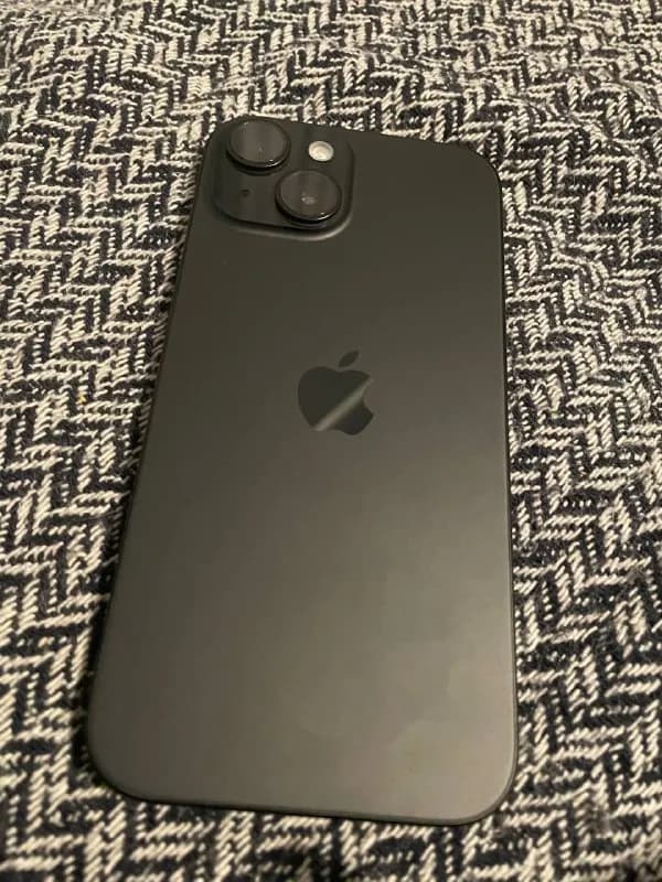 iPhone 15, 128 GB (eSIM) — Батуми — 1 100 ₾