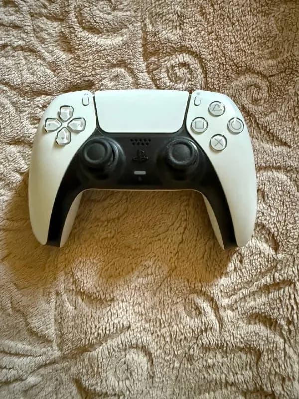2 оригинальных джойстика PS5 DualSense 🎮 — Батуми — 360 ₾