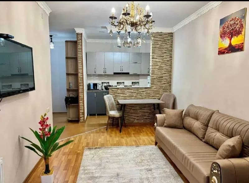 1+1 в центре Батуми — Батуми — 500 $